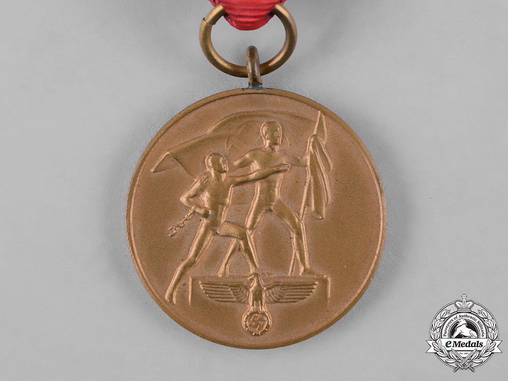 germany,_wehrmacht._a_sudetenland_medal_with_prague_castle_bar,_with_case,_by_deschler&_sohn_c19_1584_1