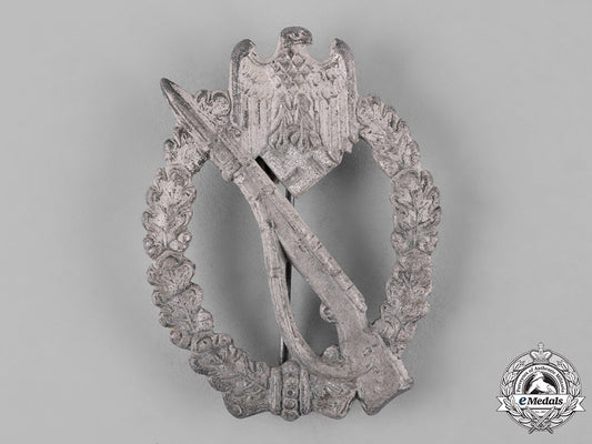 germany,_wehrmacht._a_silver_grade_infantry_assault_badge,_by_gebrüder_wegerhoff_c19_1592