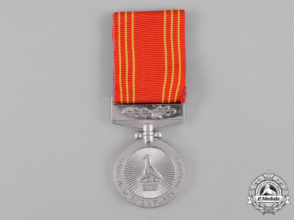 zimbabwe,_republic._an_army_long&_exemplary_service_medal_for_fifteen_years'_service,_to_private_j._gwenyambira_c19_1834