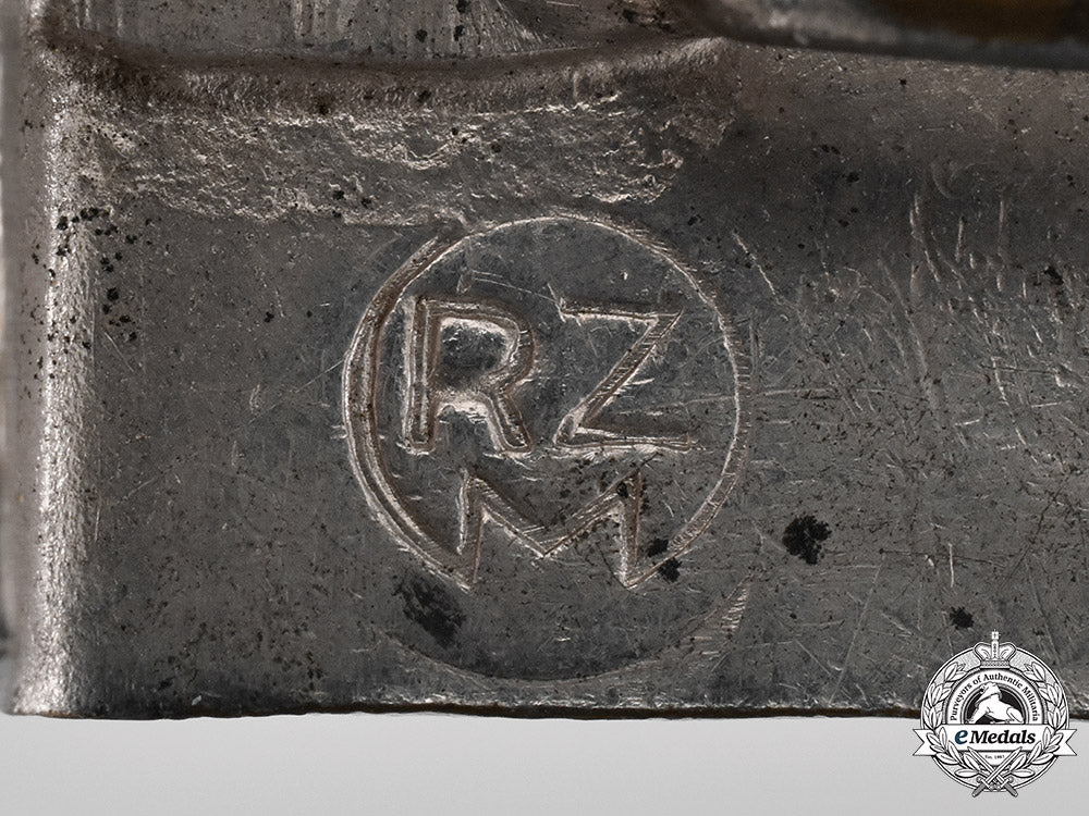 germany,_dj._a_deutsches_jungvolk_belt_buckle_by_franke&_co._c19_2092