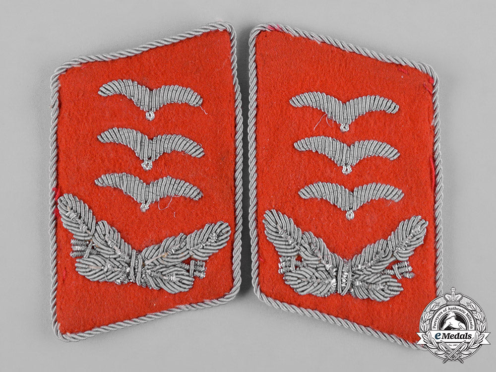 germany,_luftwaffe._a_set_of_flak_hauptmann_collar_tabs_c19_2103