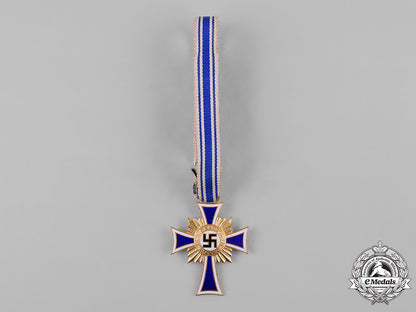 germany,_third_reich._a_cased_honour_cross_of_the_german_mother,_gold_grade,_by_gustav_miksch_c19_2140