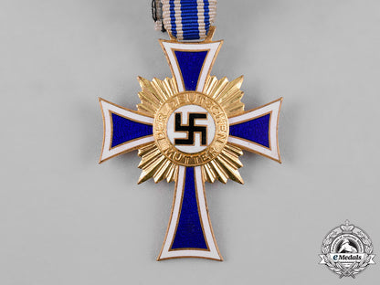 germany,_third_reich._a_cased_honour_cross_of_the_german_mother,_gold_grade,_by_gustav_miksch_c19_2141