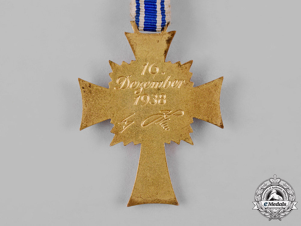 germany,_third_reich._a_cased_honour_cross_of_the_german_mother,_gold_grade,_by_gustav_miksch_c19_2142