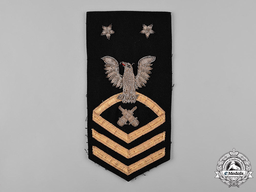 united_states._two_second_war_navy_insignia_c19_2369