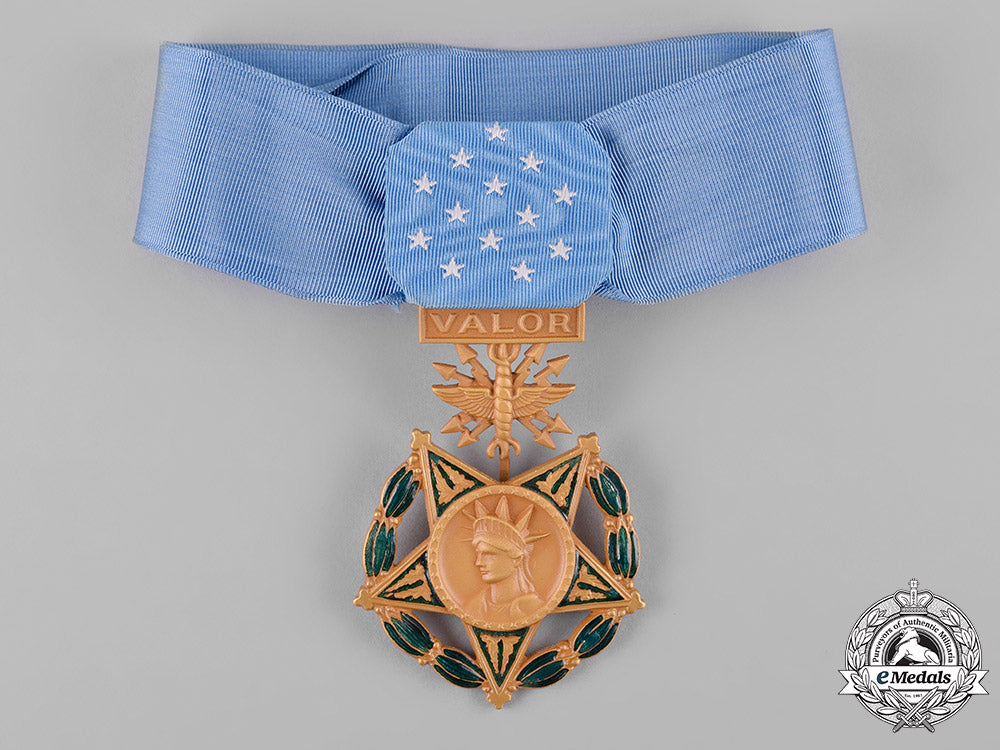 united_states._an_air_force_medal_of_honor_c19_2407