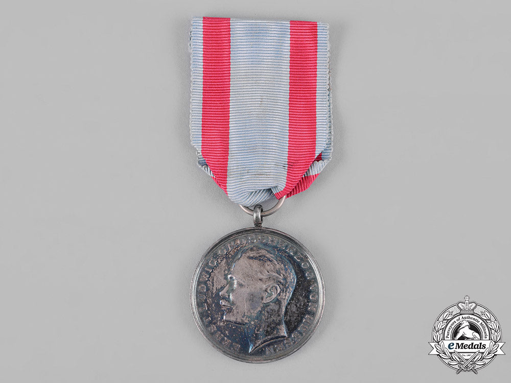 hesse-_darmstadt,_grand_duchy._a_general_honour_decoration,_silver_medal_for_bravery,_c.1917_c19_2544_1