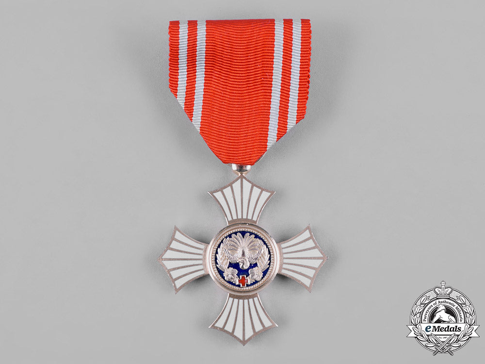 japan,_empire._a_red_cross_order_of_merit_c19_2683