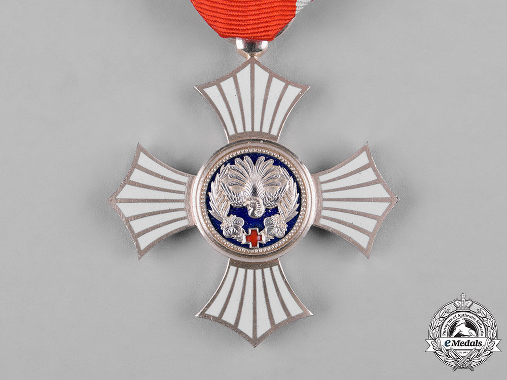 japan,_empire._a_red_cross_order_of_merit_c19_2685