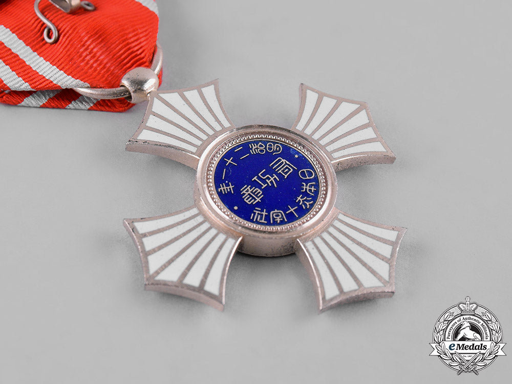 japan,_empire._a_red_cross_order_of_merit_c19_2688