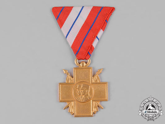 yugoslavia,_kingdom._an_invalids_of_war_commemorative_cross,_gold_grade_for_officers_c19_2697_1