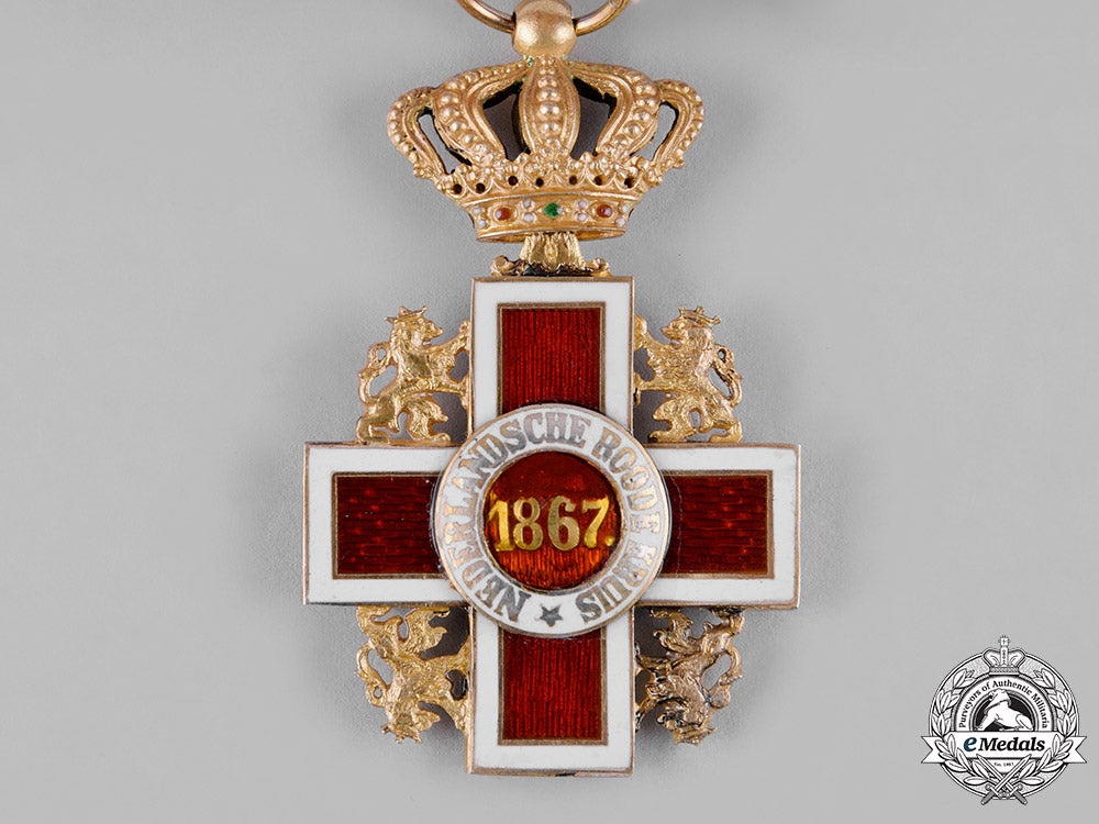 netherlands,_kingdom._a_cross_of_merit_of_the_red_cross,_c.1918_c19_2822_1_1_1