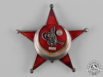 turkey,_ottoman_empire._a_gallipoli_star_with_case,_by_godet_c19_2826