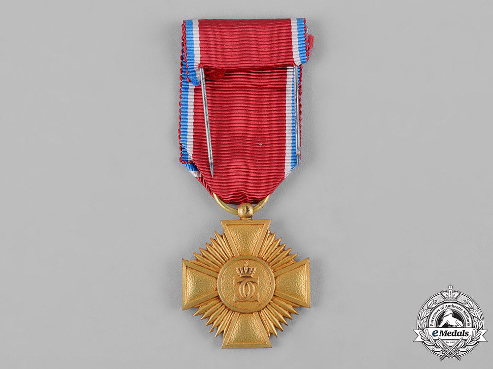 luxembourg,_grand_duchy._an_order_of_merit,_gold_grade_medal_c19_2881_1_1_1