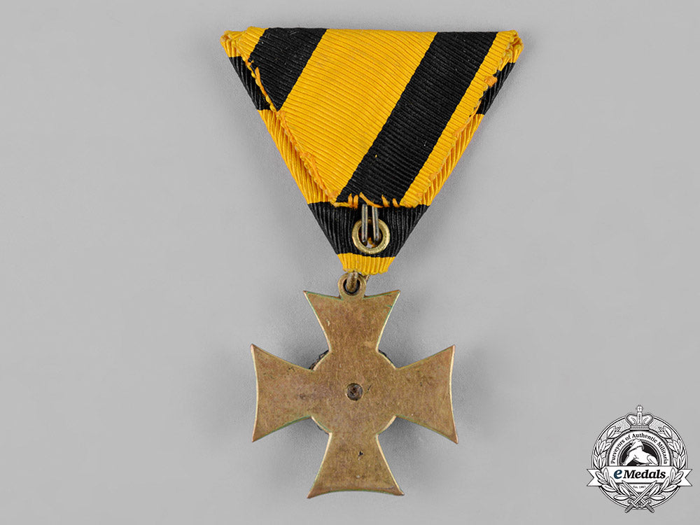 austria,_empire._a_military_long_service_decoration,_iii_class_to_officers,_c.1915_c19_2897