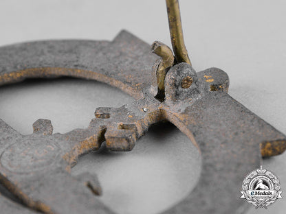 germany,_kriegsmarine._a_u-_boat_war_badge,_by_gebrüder_wegerhoff_c19_3169
