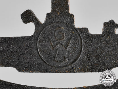 germany,_kriegsmarine._a_u-_boat_war_badge,_by_gebrüder_wegerhoff_c19_3170