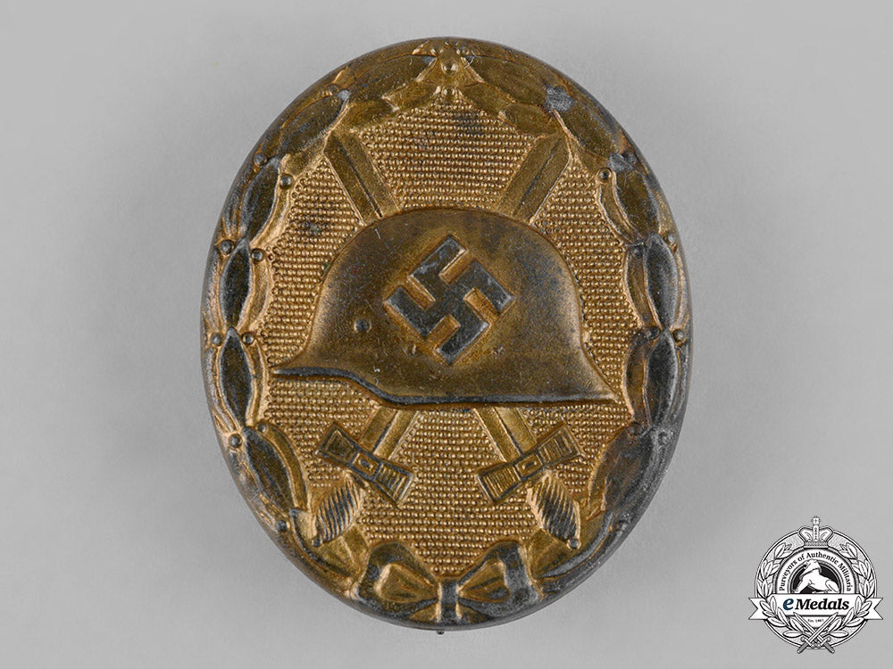 germany,_wehrmacht._a_cased_wound_badge,_gold_grade,_by_the_official_vienna_mint_c19_3177
