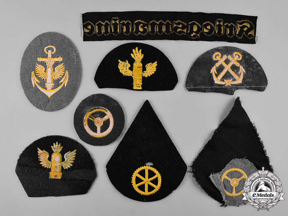germany,_kriegsmarine._a_lot_of_kriegsmarine_uniform_insignia_c19_3430