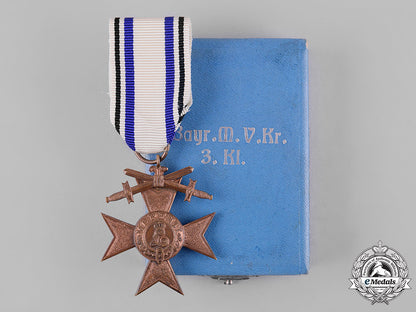 bavaria,_kingdom._a_military_merit_cross,_iii_class_with_swords,_by_jacob_leser,_c.1914_c19_3438