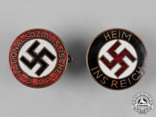 germany,_third_reich._a_pair_of_nsdap_badges_c19_3503