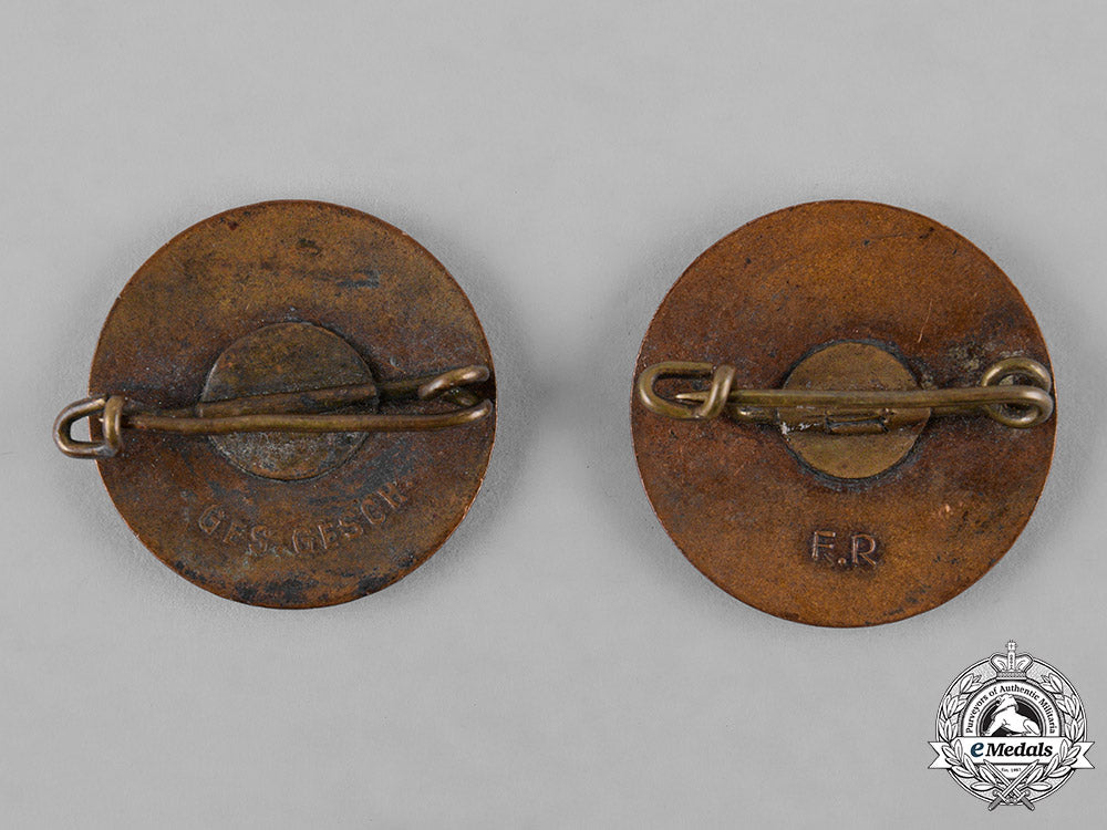 germany,_third_reich._a_pair_of_nsdap_badges_c19_3504