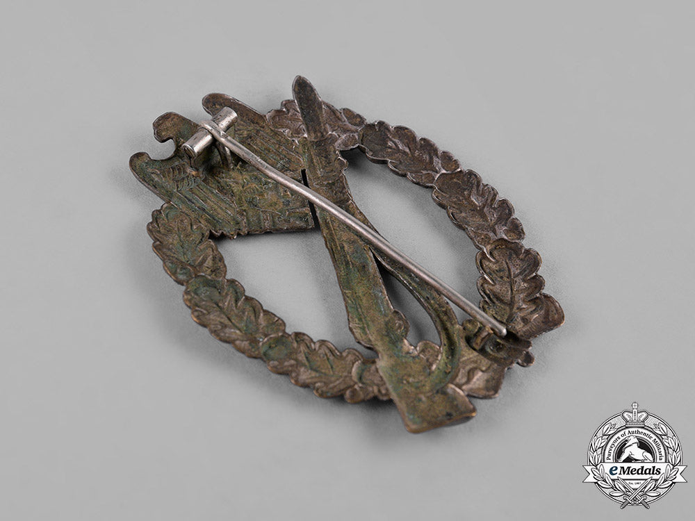 germany,_wehrmacht._an_infantry_assault_badge,_silver_grade_c19_3546