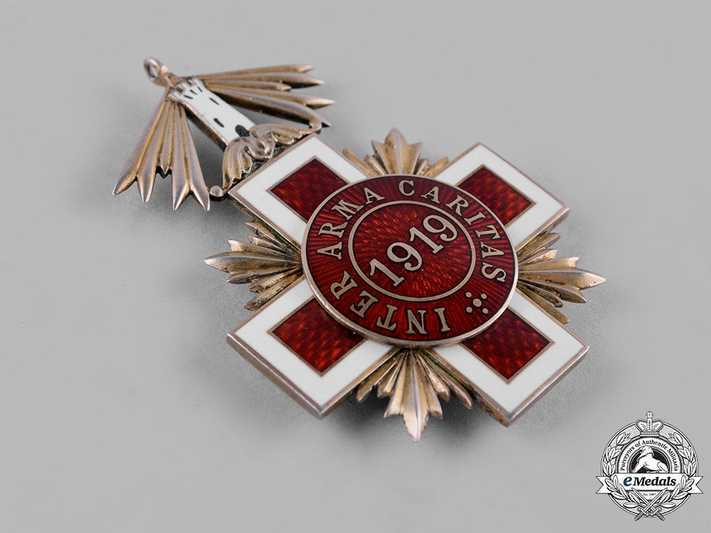 estonia,_republic._an_order_of_the_red_cross,_v_class_knight,_c.1940_c19_3572_1_1