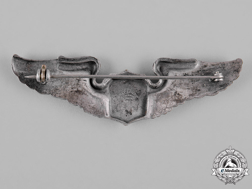 united_states._an_army_air_force_pilot_badge,_by_amcraft_attleboro_c19_3714