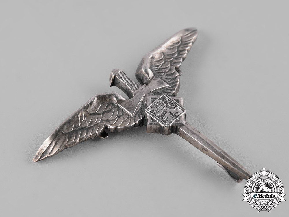 czechoslovakia,_republic._an_air_gunner_badge,_by_fp,_c.1940_c19_3760_1