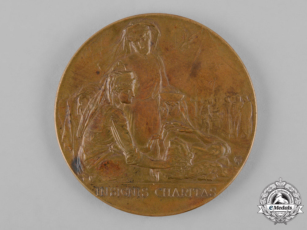 italy,_kingdom._a_women_of_libya_red_cross_table_medal1911-1912_c19_3799