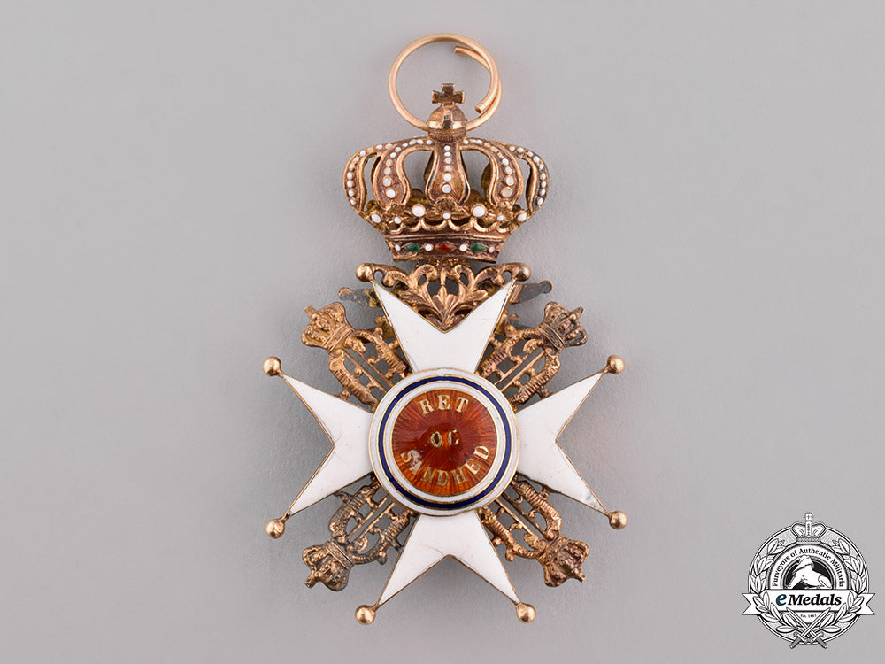 norway,_kingdom._an_order_of_st._olaf_in_gold,_i_class_with_swords,_c.1890_c19_3913