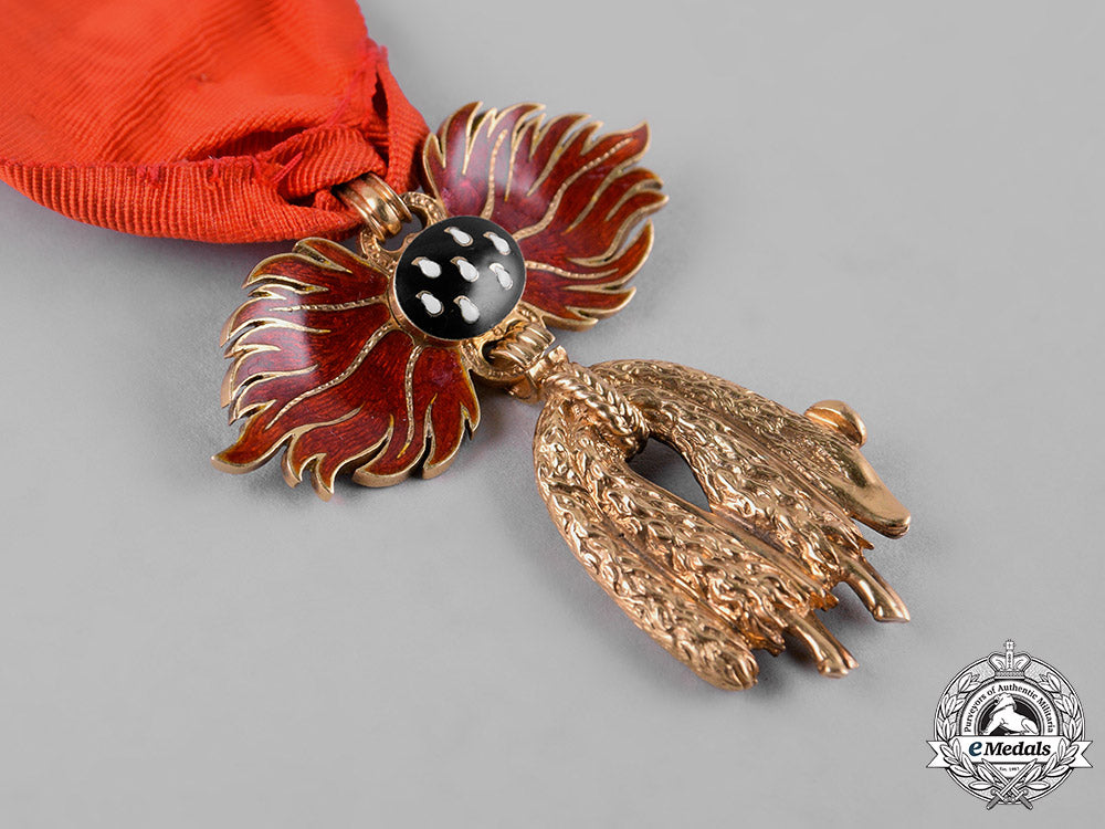 austria,_imperial._an_order_of_the_golden_fleece_in_gold,_uniform_badge,_by_rothe,_c.1900_c19_3921_1