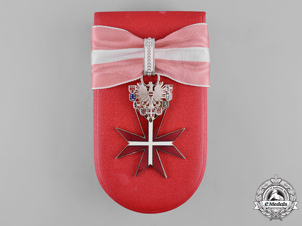 austria,_ii_republic._a_decoration_of_honour,_grand_decoration,_by_anton_reitterer_c19_3925