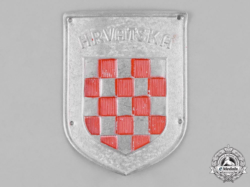 croatia,_independent_state._an_italian-_croatian_legion_badge_c19_4050