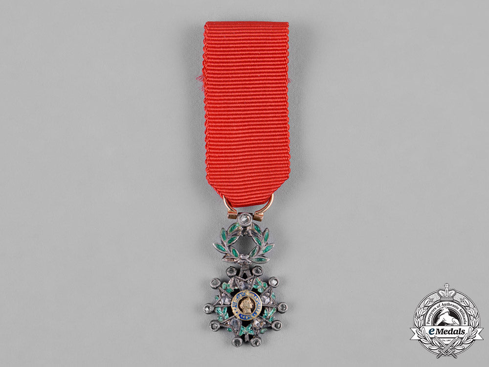 france,_iii_republic._an_order_of_the_legion_of_honour,_miniature_in_gold_with_diamonds,_c.1918_c19_4140