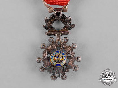 france,_iii_republic._an_order_of_the_legion_of_honour,_miniature_in_gold_with_diamonds,_c.1918_c19_4142