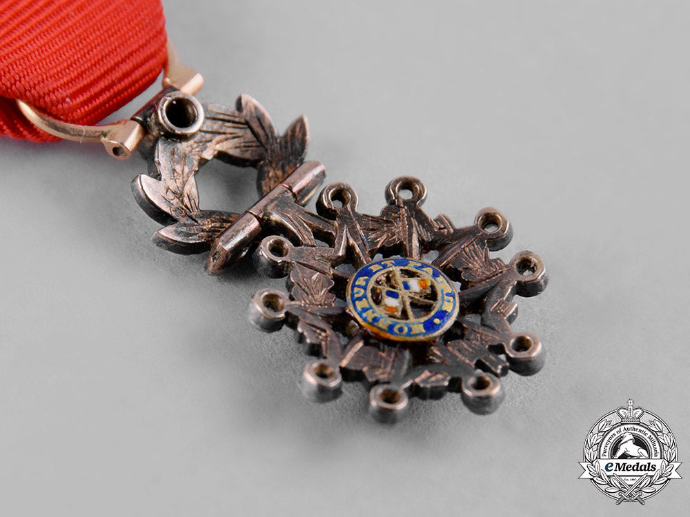 france,_iii_republic._an_order_of_the_legion_of_honour,_miniature_in_gold_with_diamonds,_c.1918_c19_4144