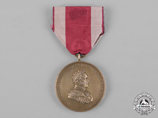 hesse-_kassel,_landgraviate._a_rare_military_merit_medal,_gold_grade,_c.1830_c19_4363