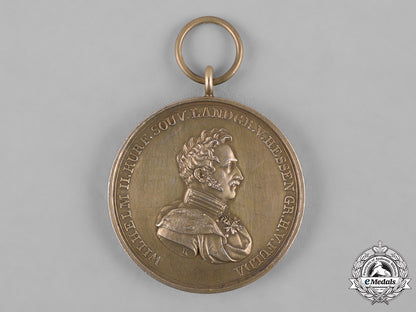 hesse-_kassel,_landgraviate._a_rare_military_merit_medal,_gold_grade,_c.1830_c19_4364