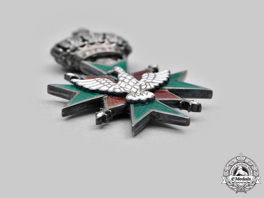 saxe-_weimar-_eisenach,_grand_duchy._an_order_of_the_white_falcon,_ii_class_knight’s_cross_with_case,_by_theodor_müller_c20001_mnc6907