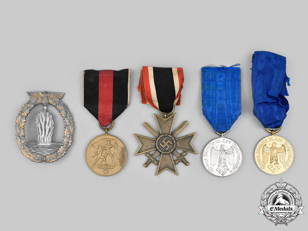germany,_kriegsmarine._a_lot_of_medals_and_award_documents_to_oberleutnant_otto_keil,1_st_minehunter_flotilla_c20009_mnc3146_1