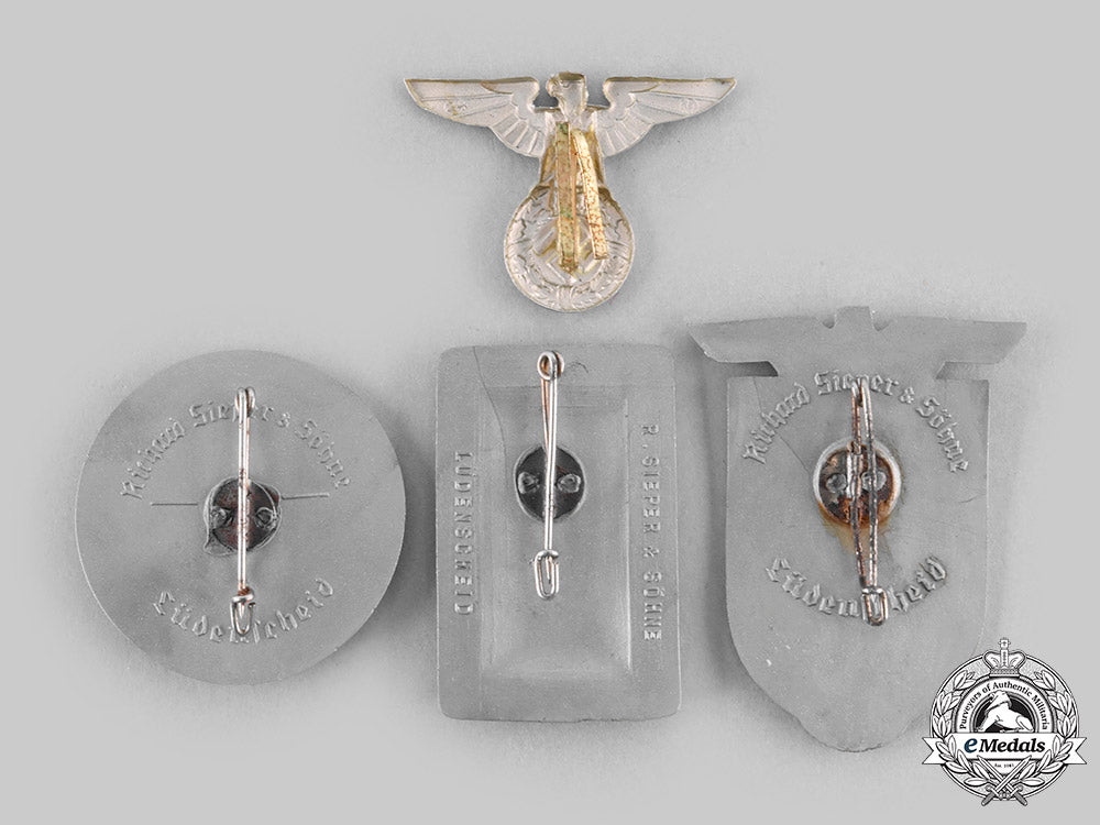 germany,_sa._a_lot_of_sturmabteilung_badges_and_insignia_c20025_emd5723