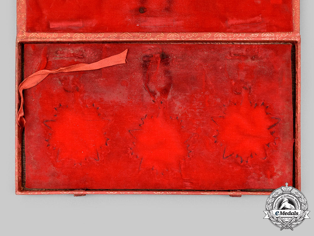 china,_republic._a_rare_air_force_order_of_rejuvenation,_ii_class_with_case,_c.1945_c20037_mnc7121