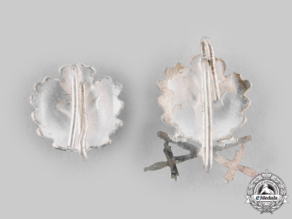 germany,_federal_republic._a_pair_of_oak_leaf_clasps_to_the_knight’s_cross,1957_version_c20056_emd5759