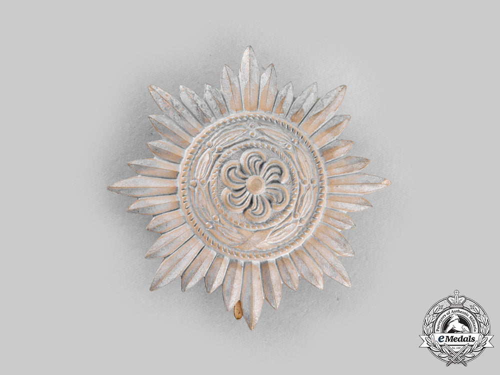 germany,_wehrmacht._an_eastern_people’s_medal,_i_class_in_gold_with_case,_by_wächtler&_lange_c20068_emd5846_1_1_1