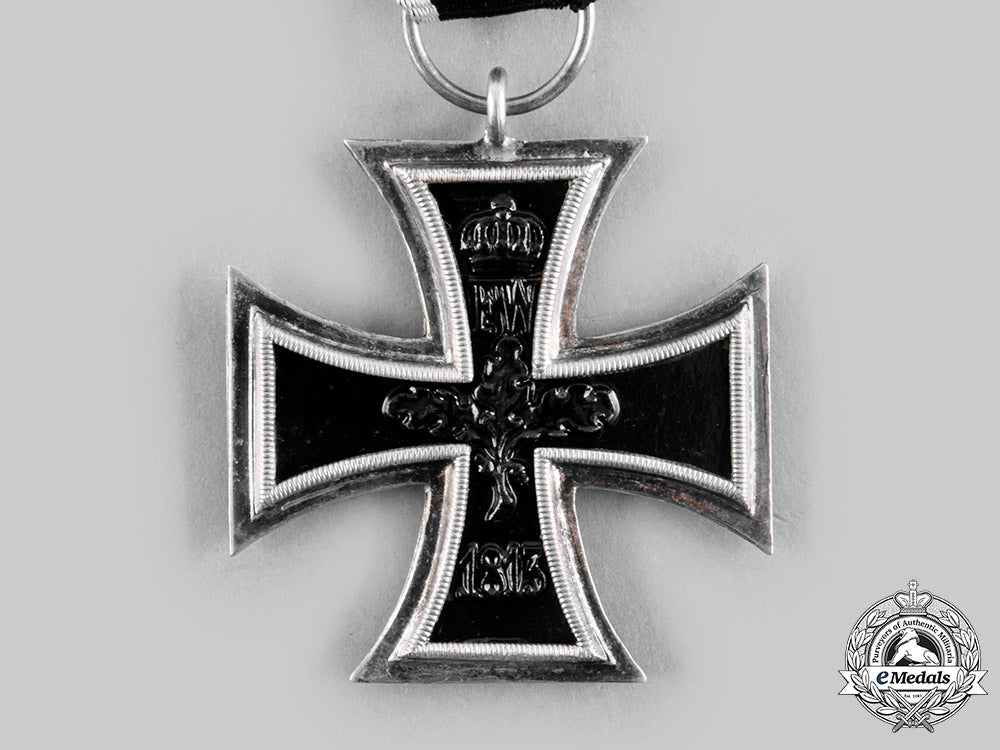 germany,_imperial._a1914_iron_cross_ii_class_with_documents_to_leutnant_d.r._hoffmann_c20074_emd4712