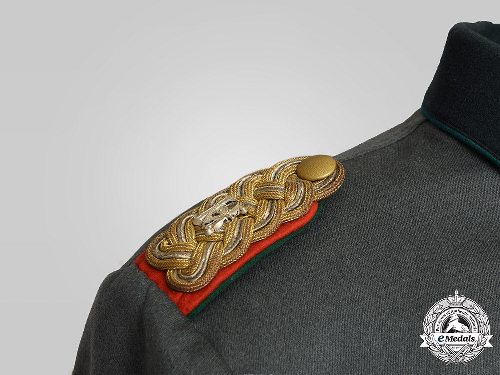 germany,_heer._a_named_heeresverwaltung_korpsintendant_dress_tunic,_by_walther_stollmann_c20075cbb_0030_1