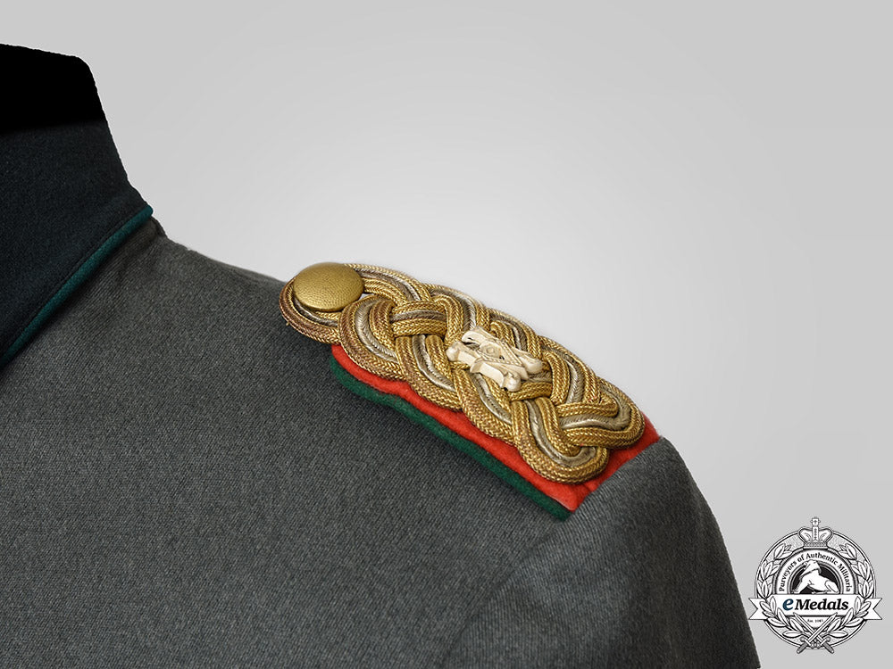 germany,_heer._a_named_heeresverwaltung_korpsintendant_dress_tunic,_by_walther_stollmann_c20076cbb_0041_1