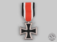 Germany, Wehrmacht. A 1939 Iron Cross Ii Class, By J.e. Hammer & Söhne